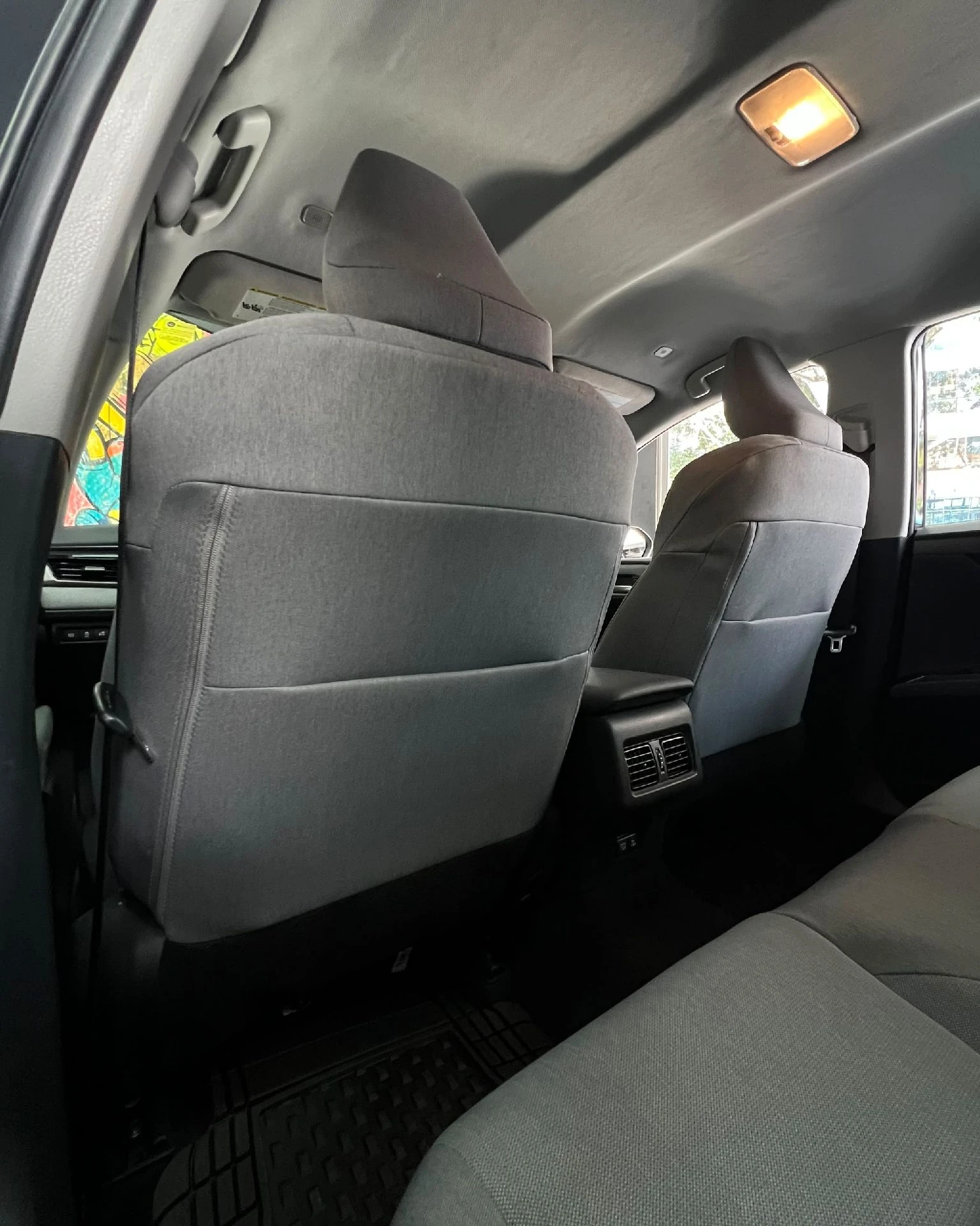 2026 Toyota Camry LE Hybrid — foto 13