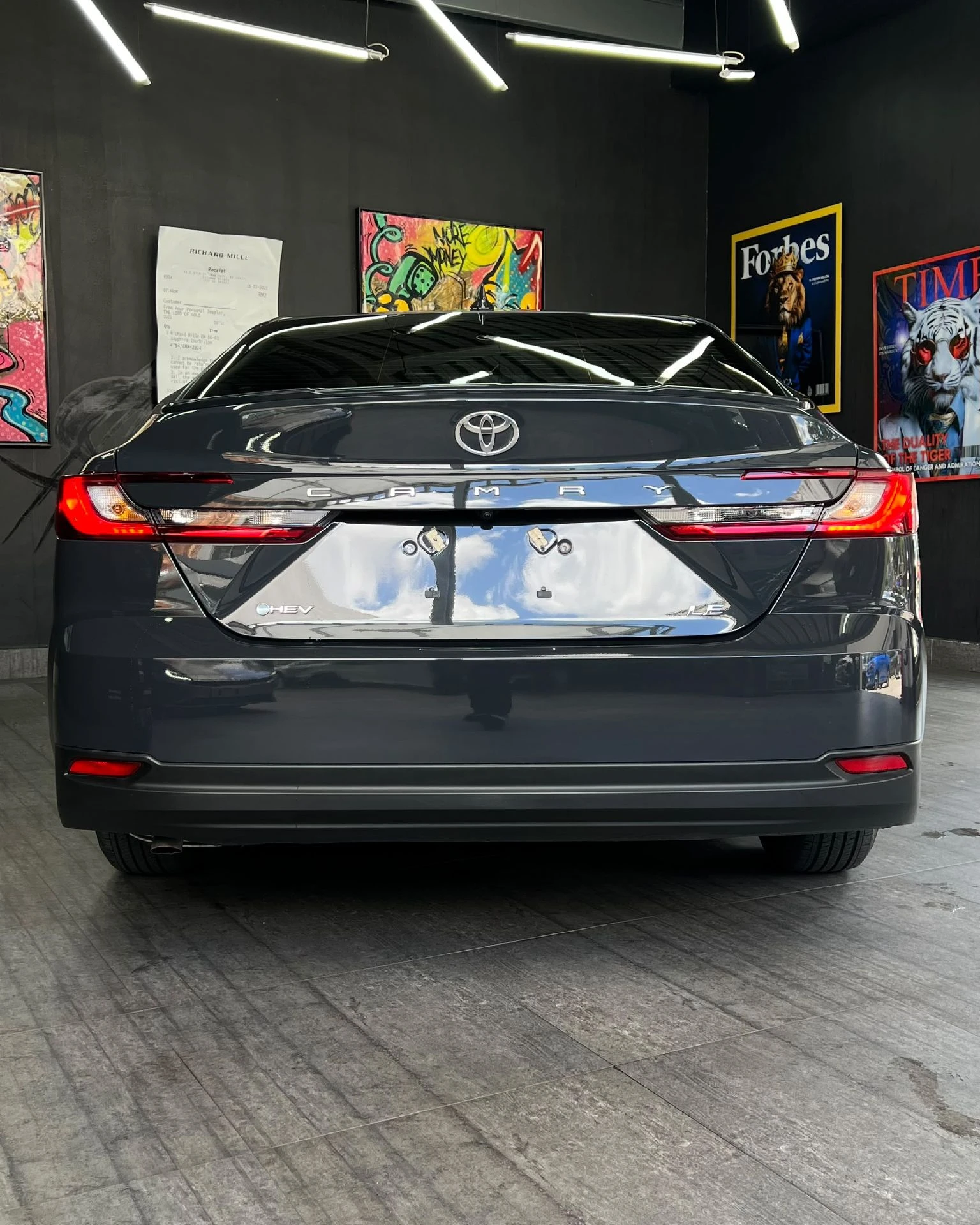 2026 Toyota Camry LE Hybrid — foto 15