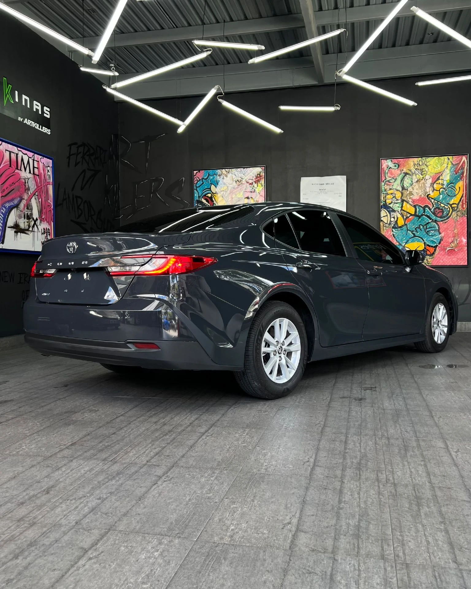 2026 Toyota Camry LE Hybrid — foto 18