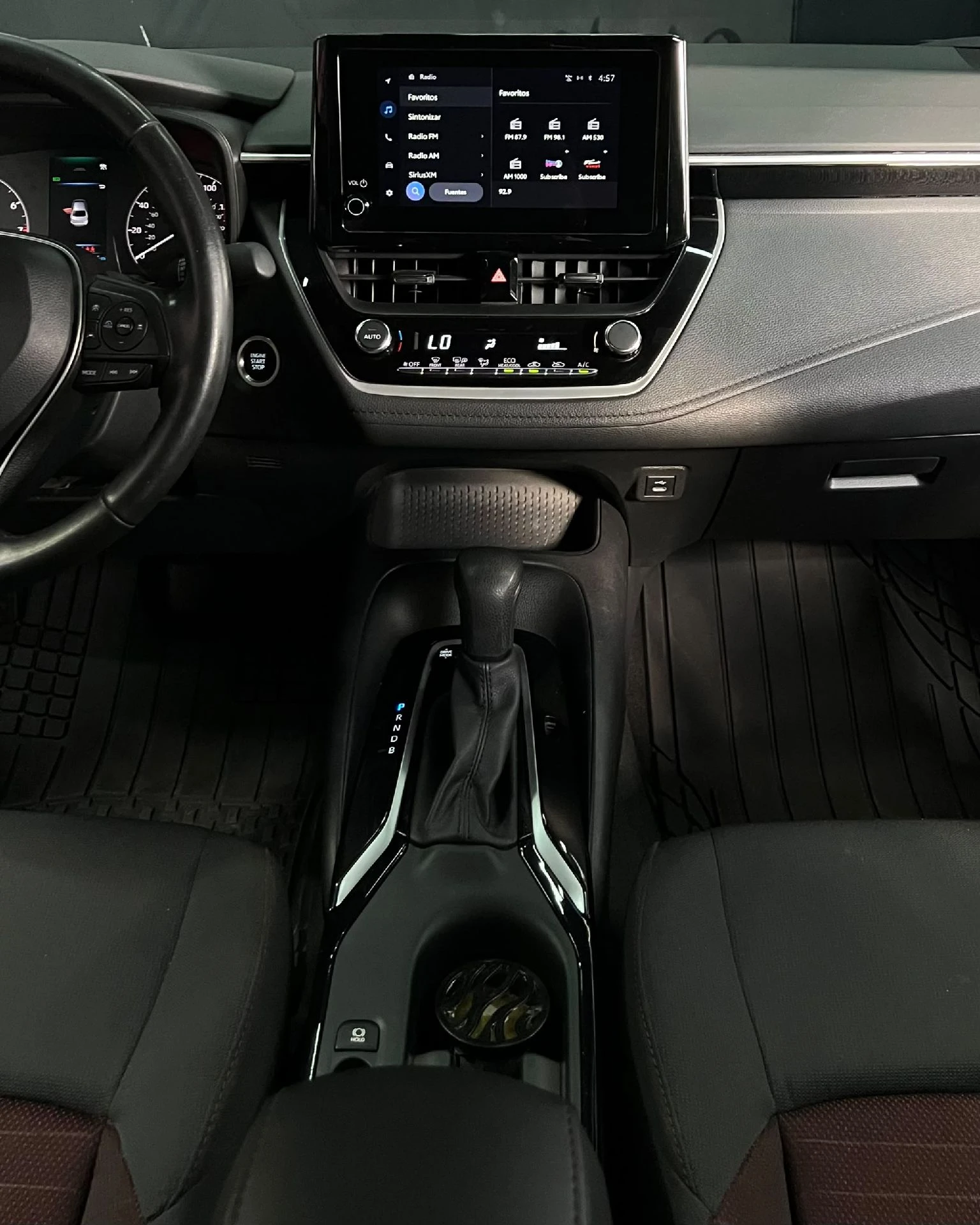 2023 Toyota Corolla SE — foto 9