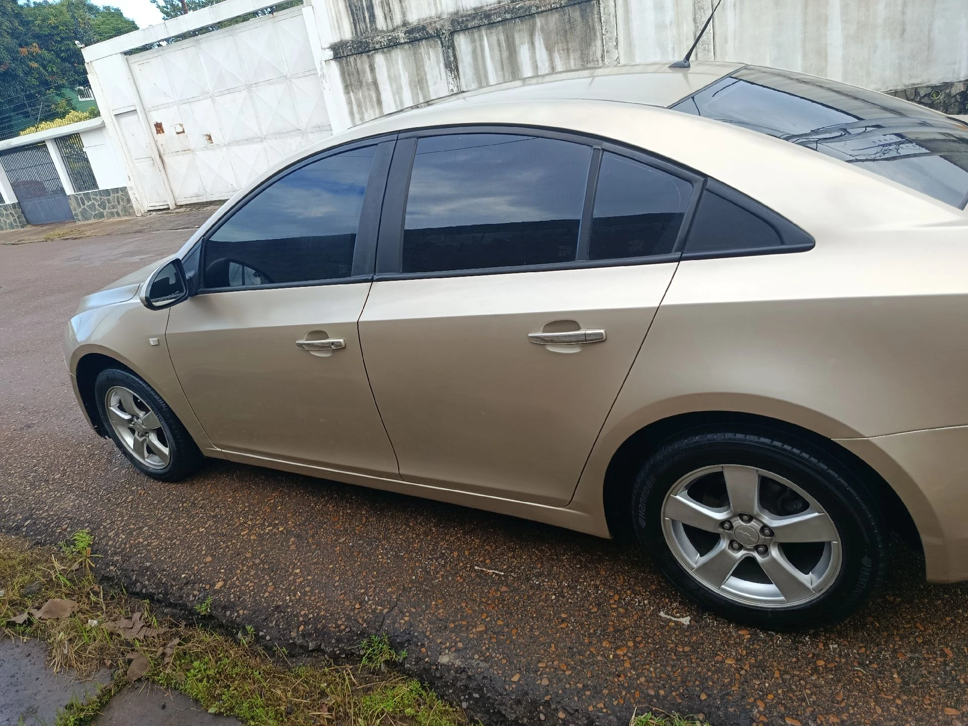 2012 Chevrolet Cruze LE — foto 8