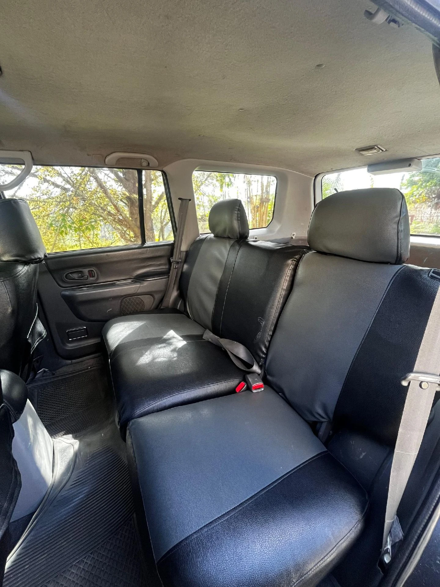 2006 Mitsubishi Montero Sport — foto 9
