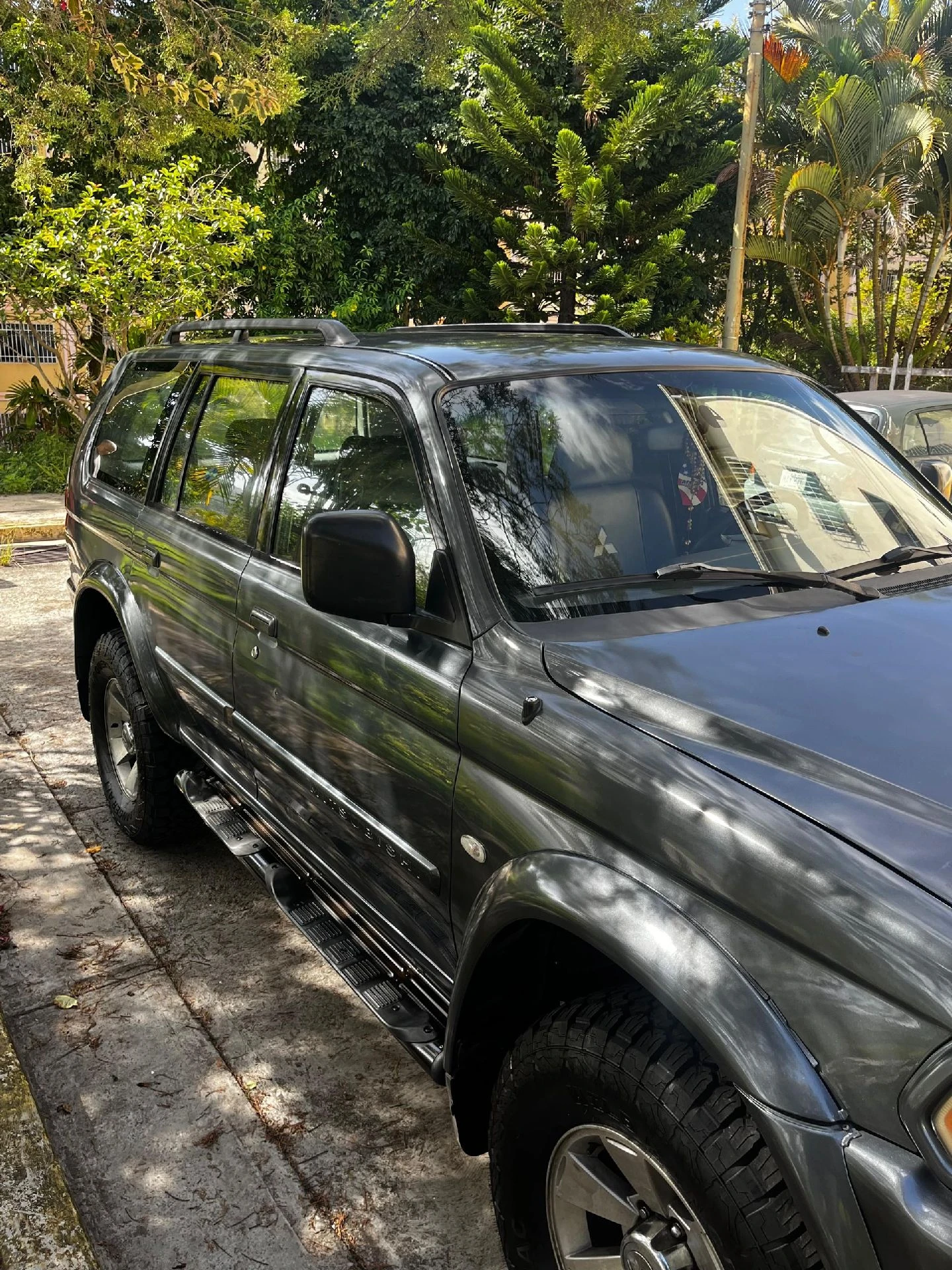 2006 Mitsubishi Montero Sport — foto 13