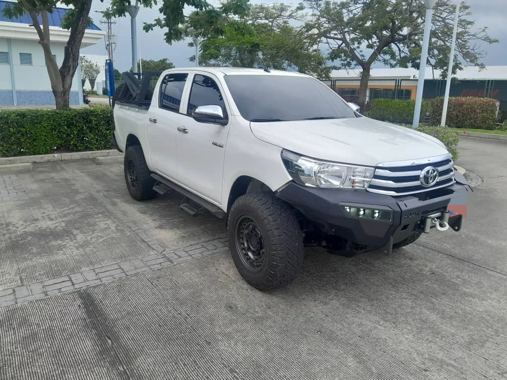 2024 Toyota Hilux DLX — foto 14