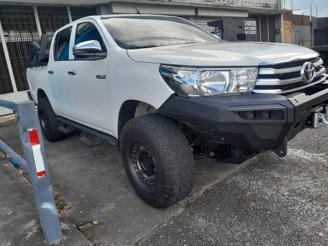 2024 Toyota Hilux DLX — foto 13
