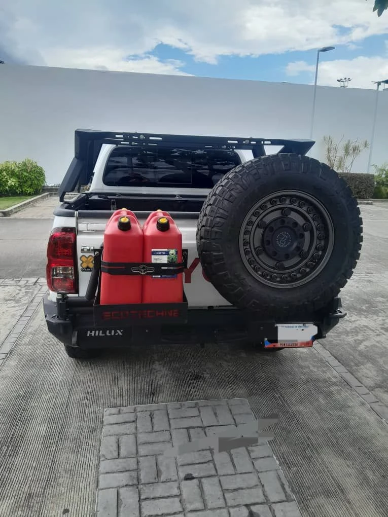 2024 Toyota Hilux DLX — foto 16