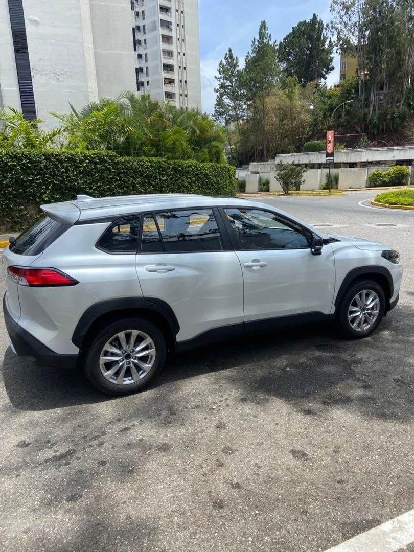 2026 Toyota Corolla Cross Elite — foto 4