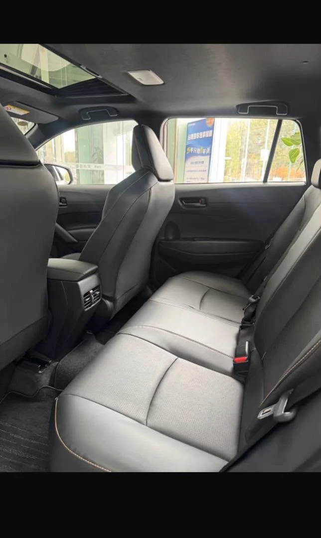 2026 Toyota Corolla Cross Elite — foto 3