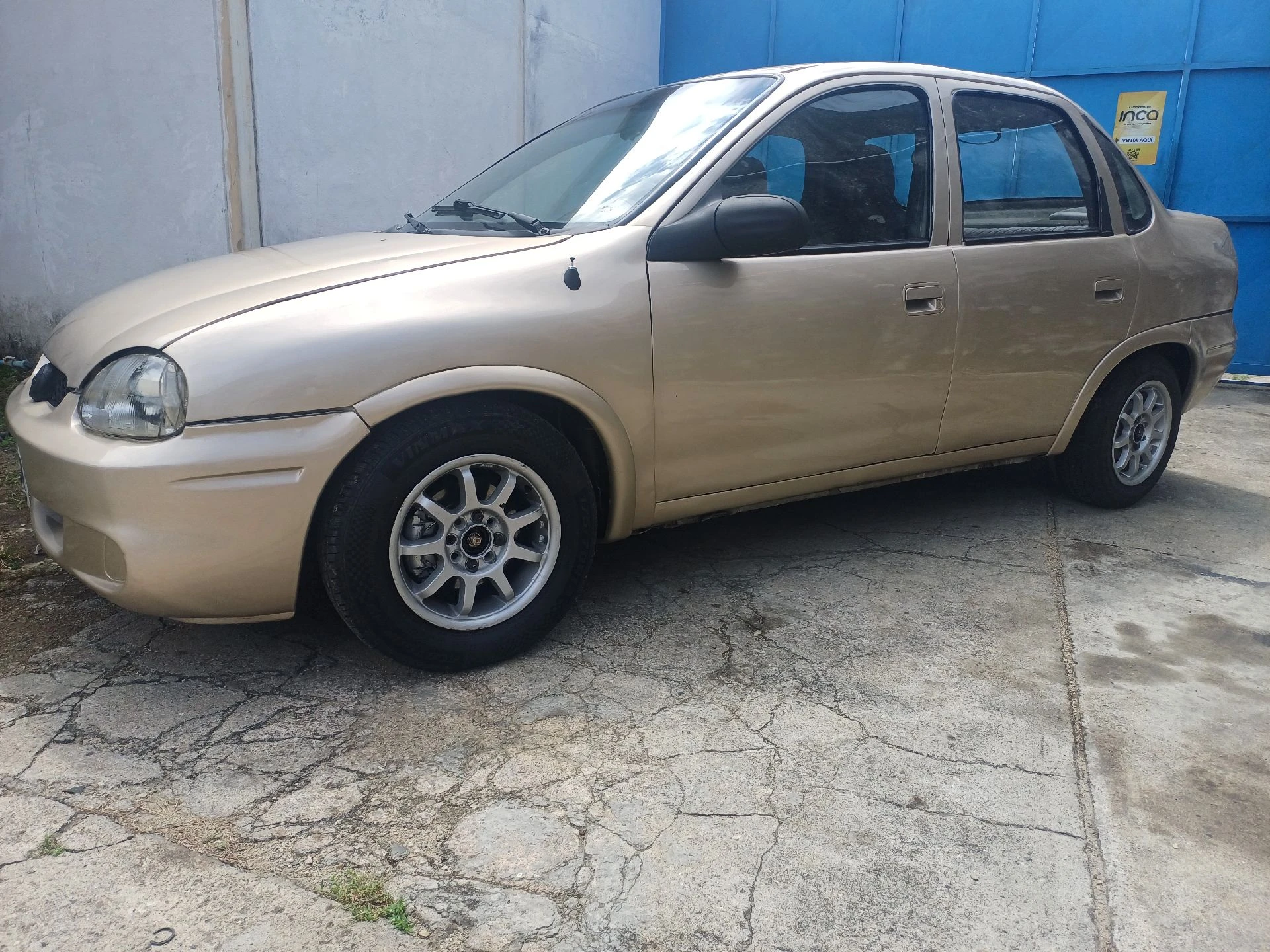 2004 Chevrolet Corsa — foto 2
