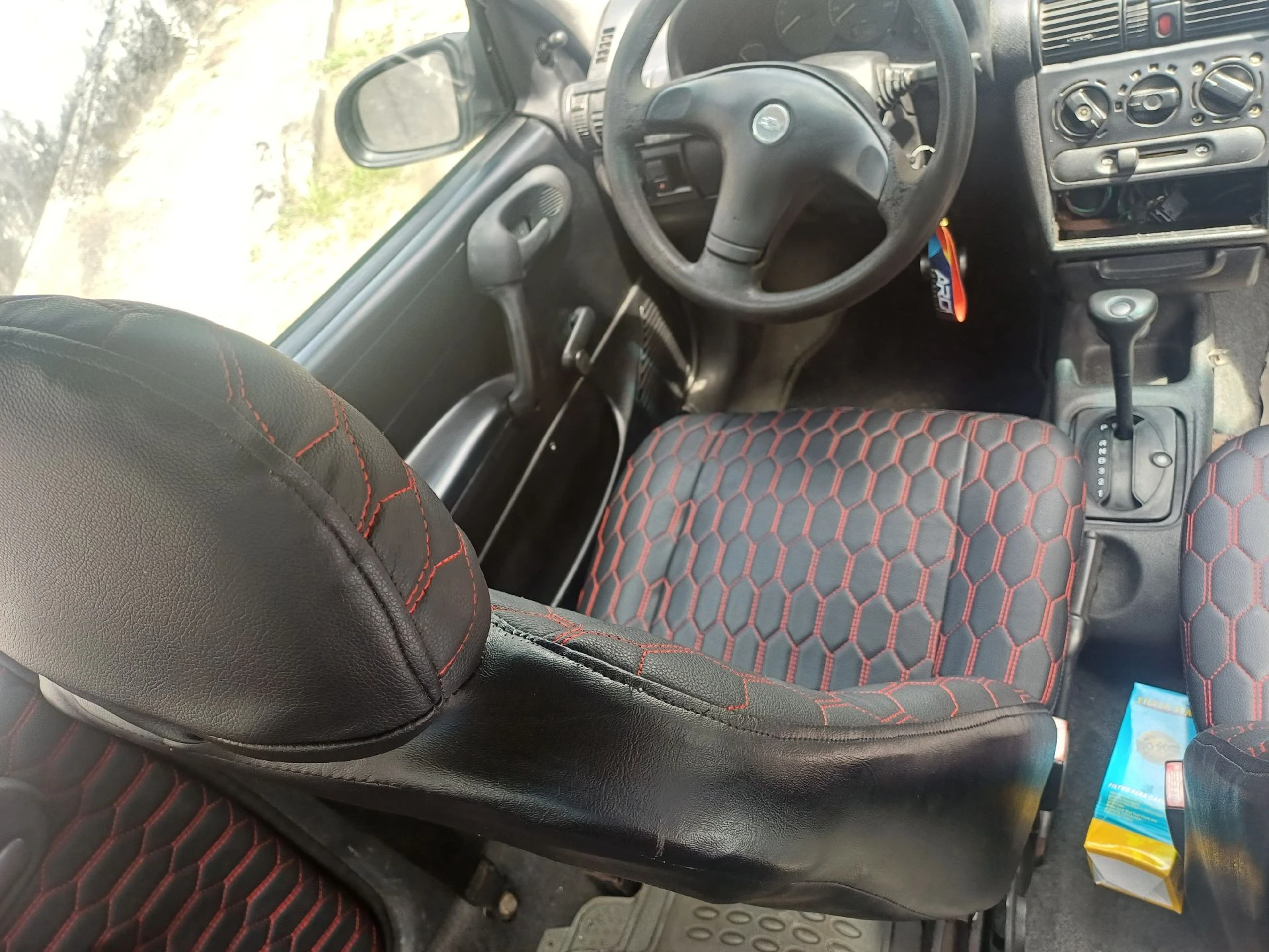 2004 Chevrolet Corsa — foto 14