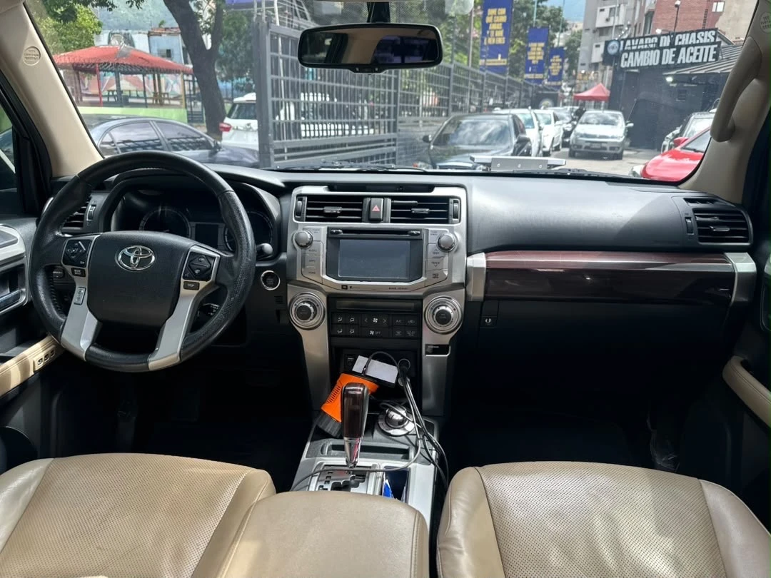 2017 Toyota 4Runner LIMITED — foto 2