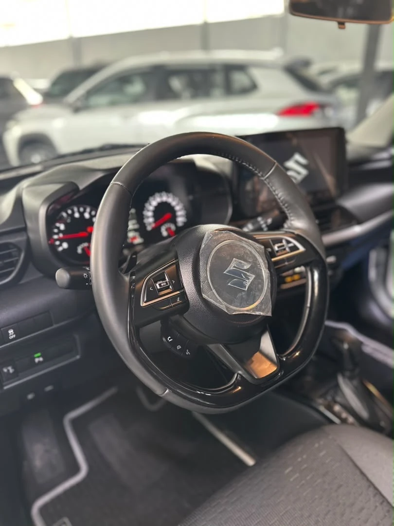 2025 Suzuki Swift Sport — foto 11