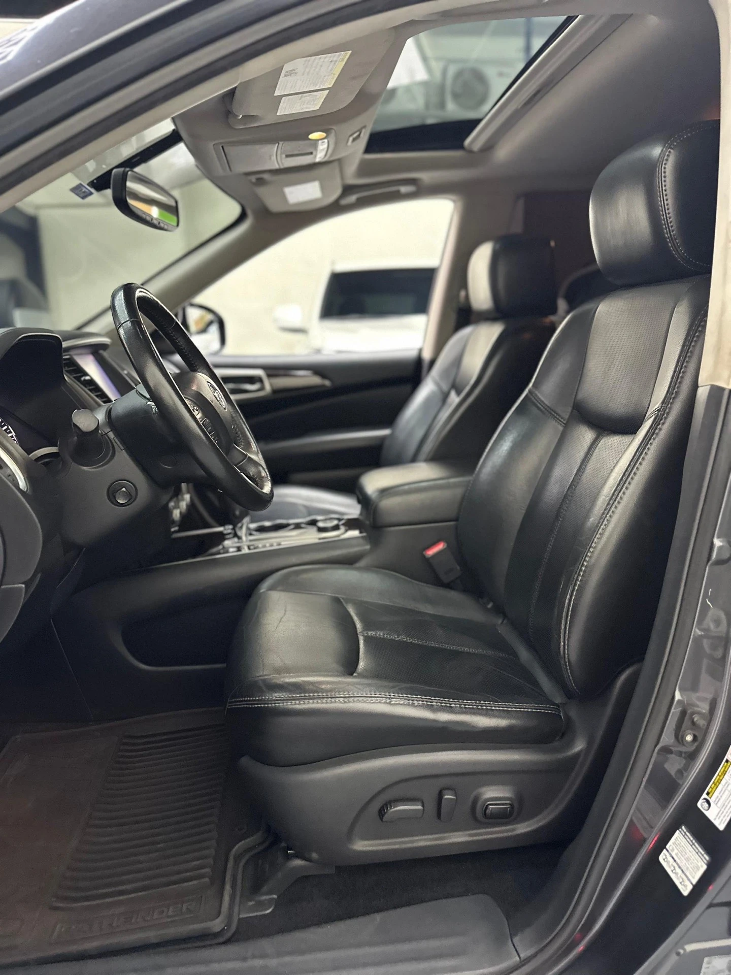 2013 Nissan Pathfinder — foto 6