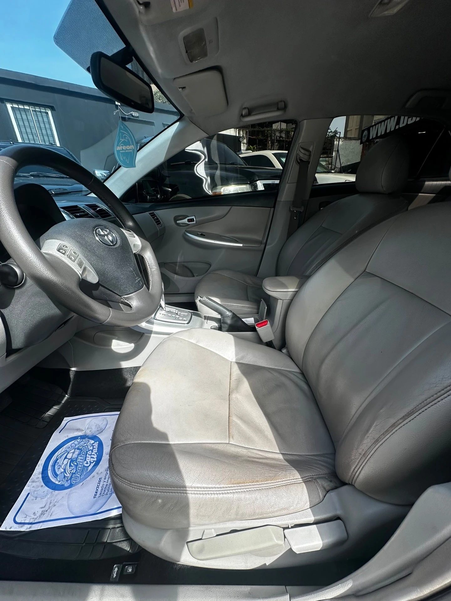 2012 Toyota Corolla GLI — foto 5