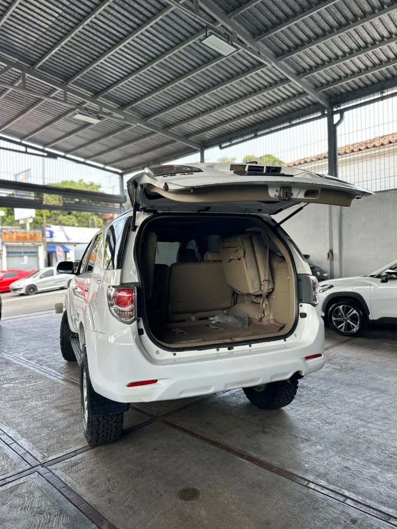 2015 Toyota Fortuner Sport — foto 19
