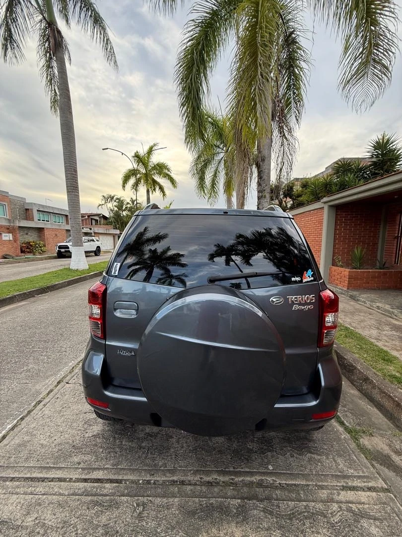 2012 Daihatsu Terios Bego 4x4 — foto 4