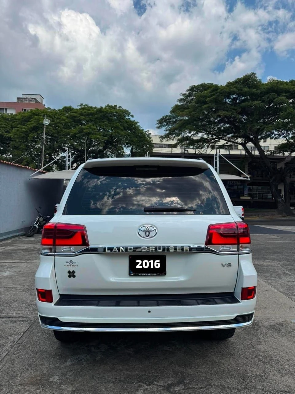 2016 Toyota Land Cruiser 200 LC200 V6 Dubai — foto 5