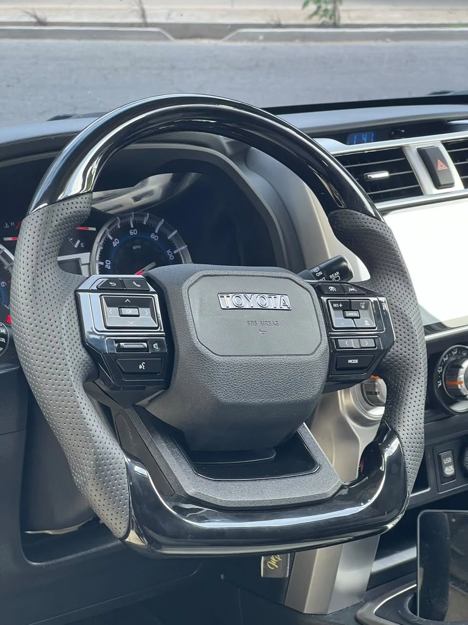 2019 Toyota 4Runner SR5 PREMIUM — foto 16