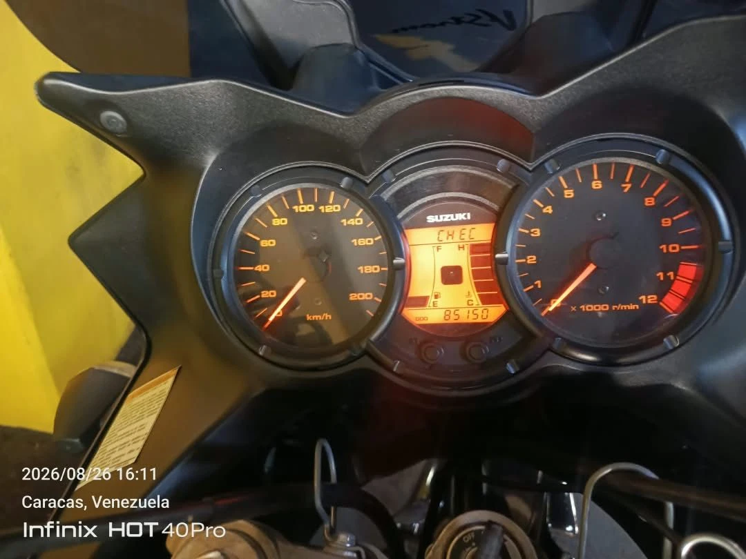 2012 Suzuki V-Strom 650 DL rancing — foto 4