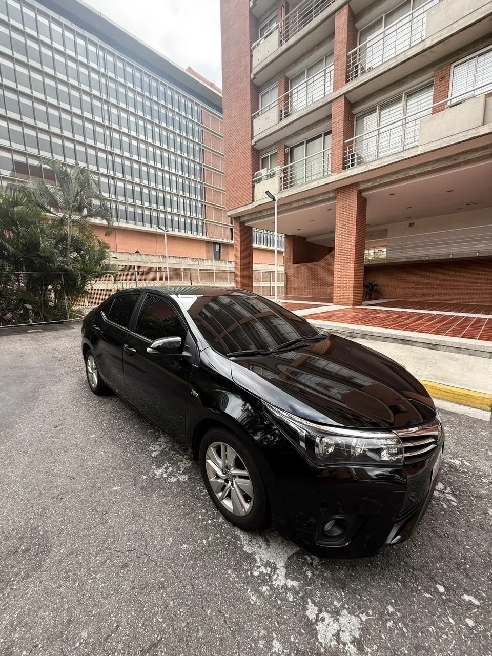 2015 Toyota Corolla GLI — foto 3
