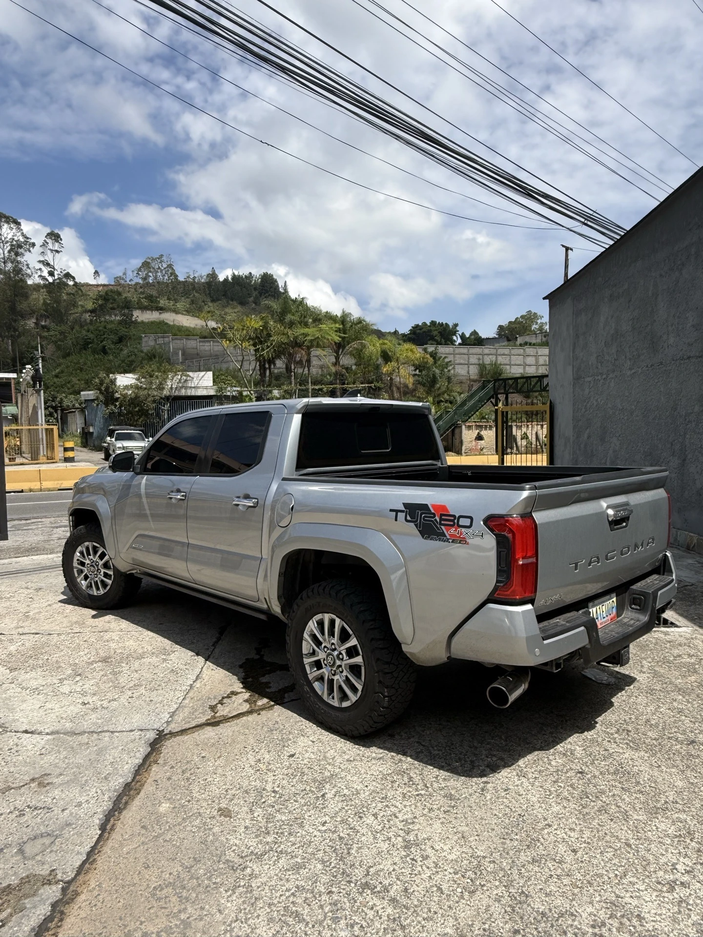 2024 Toyota Tacoma LIMITED — foto 16