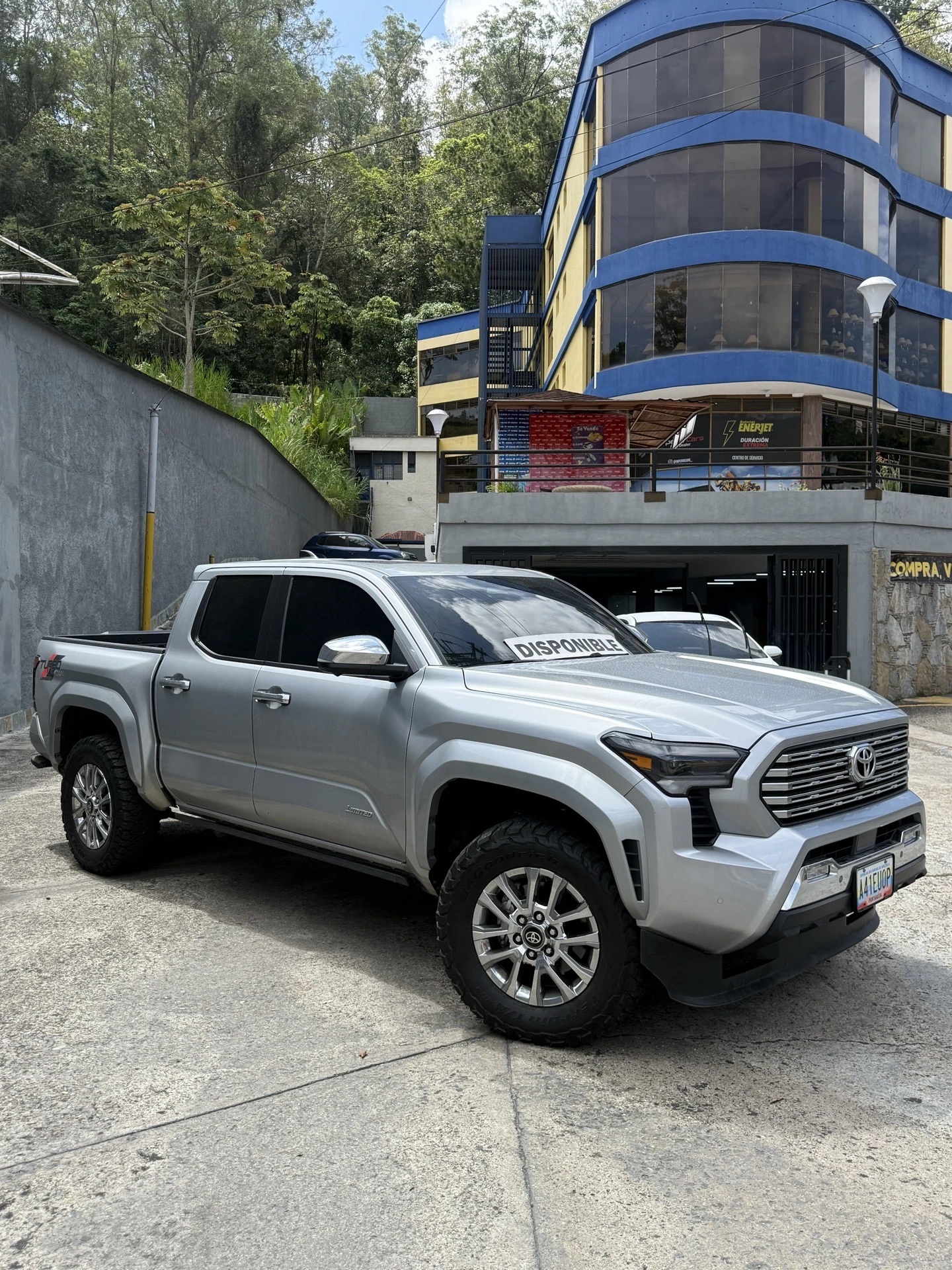 2024 Toyota Tacoma LIMITED — foto 17
