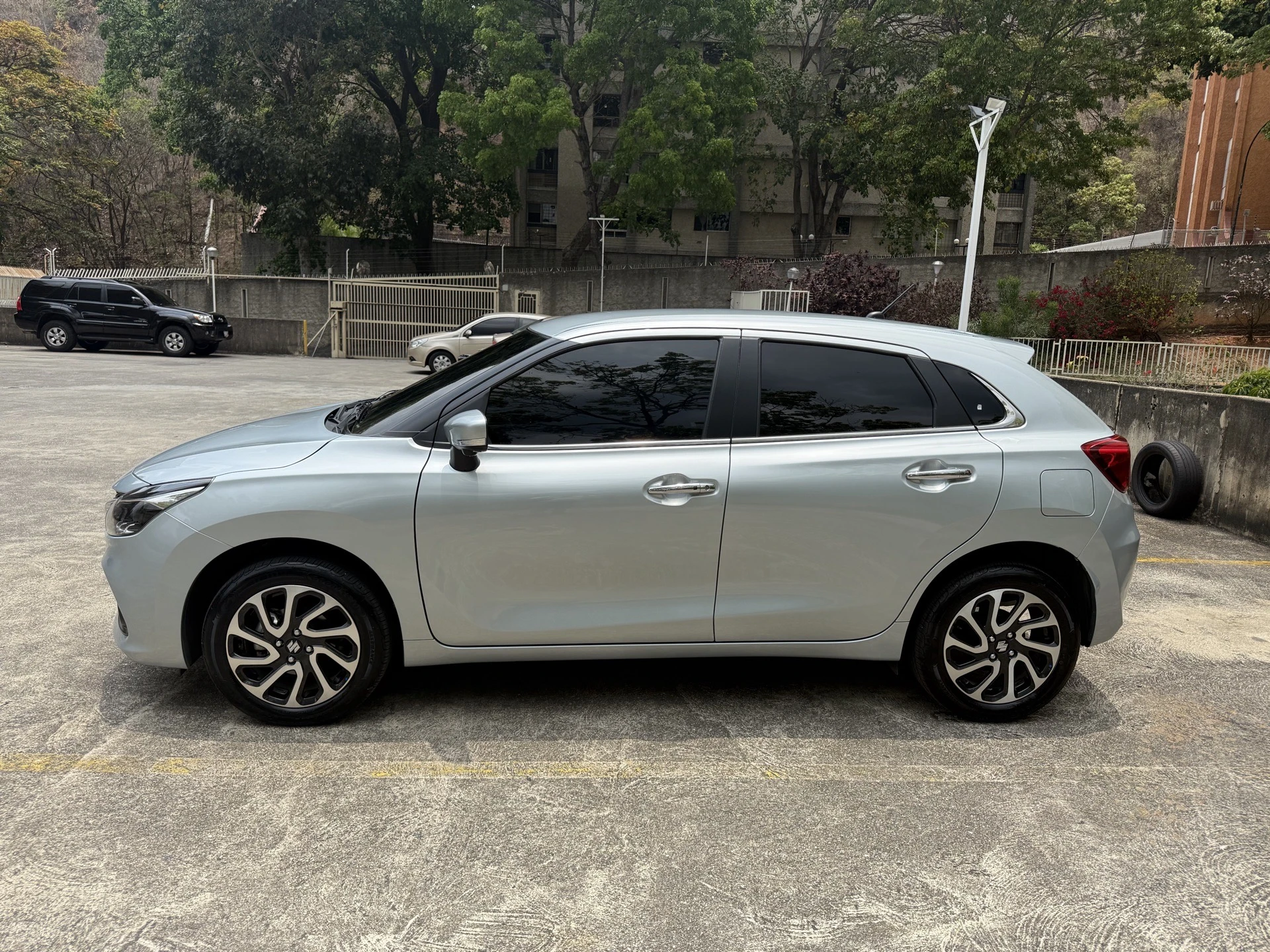 2024 Suzuki Baleno XLe — foto 2