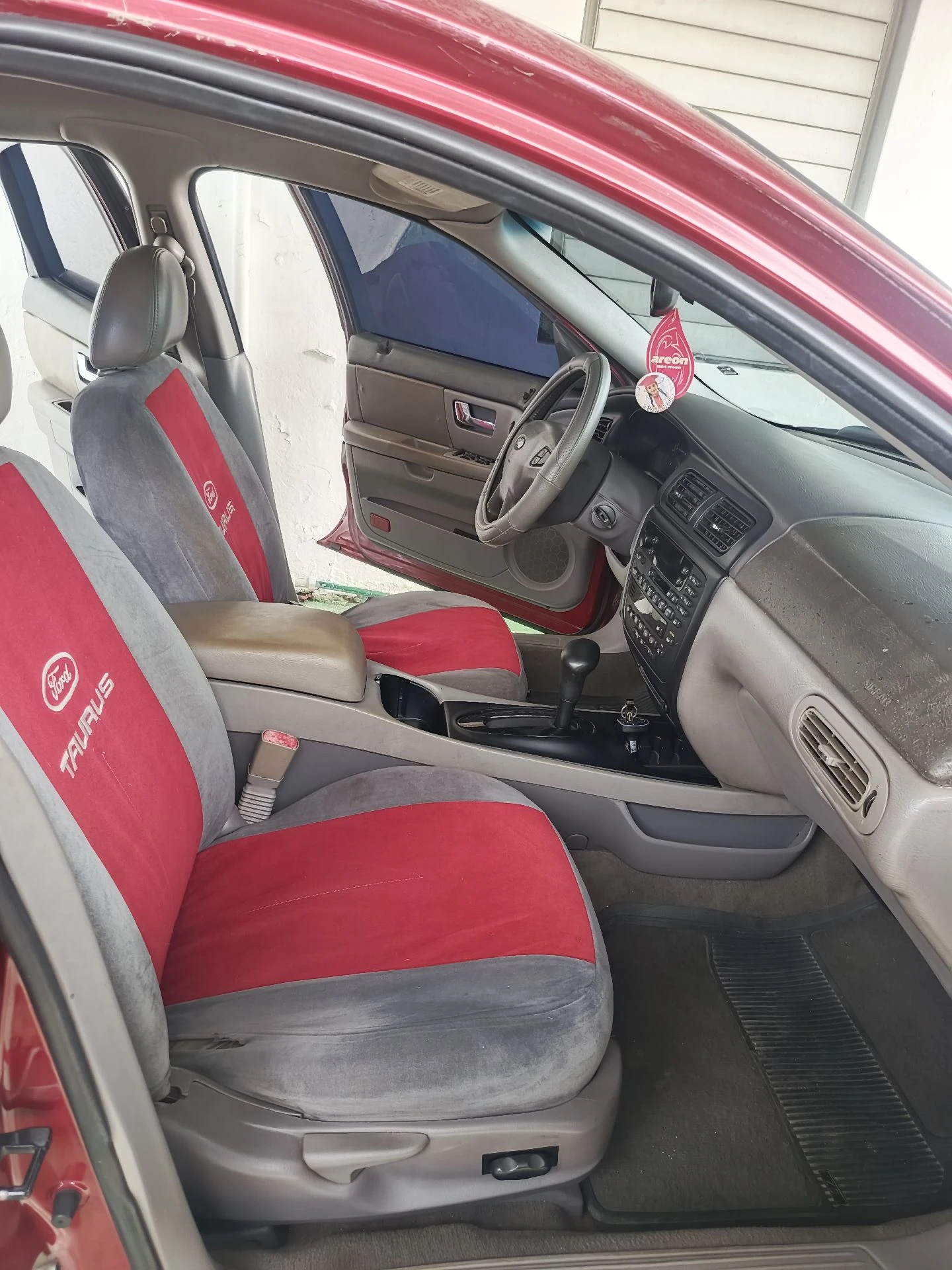 2002 Ford Taurus SE DOHC — foto 7