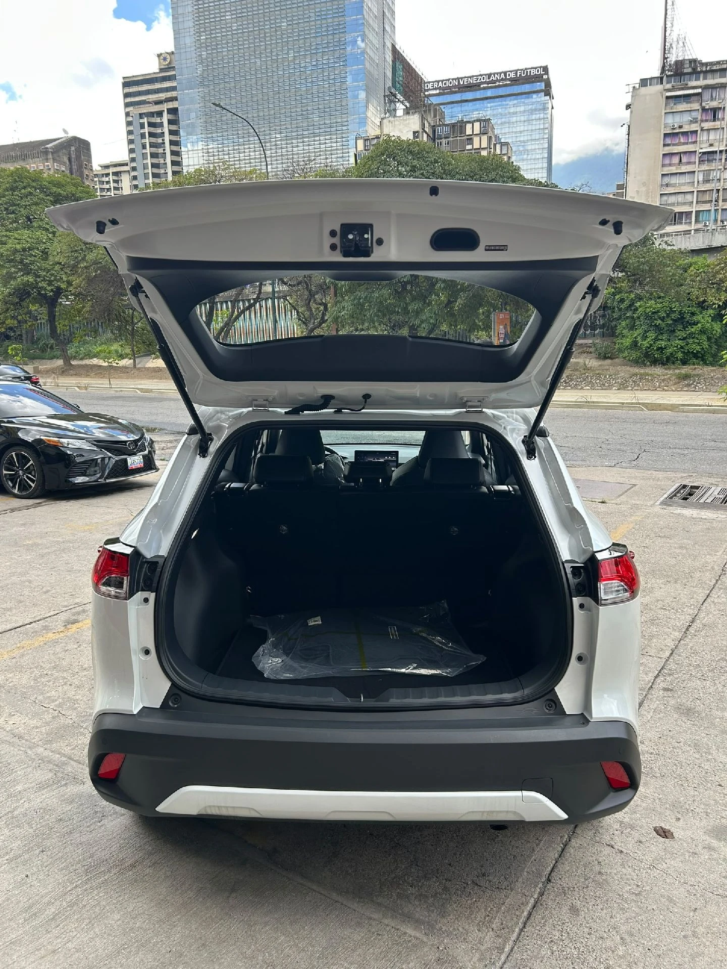 2026 Toyota Corolla Cross Versión elite — foto 3