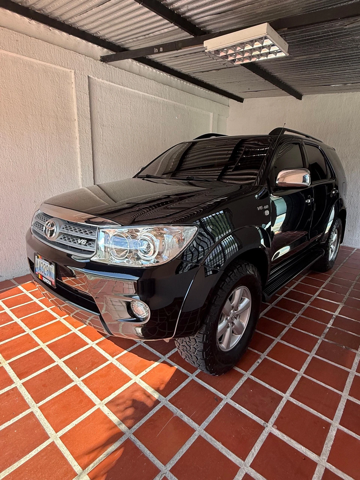 2009 Toyota Fortuner SR — foto 2