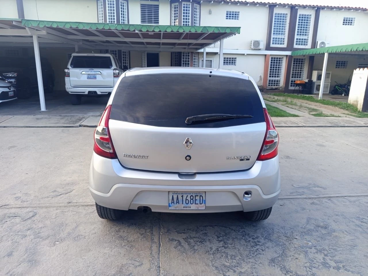 2009 Renault Sandero — foto 6