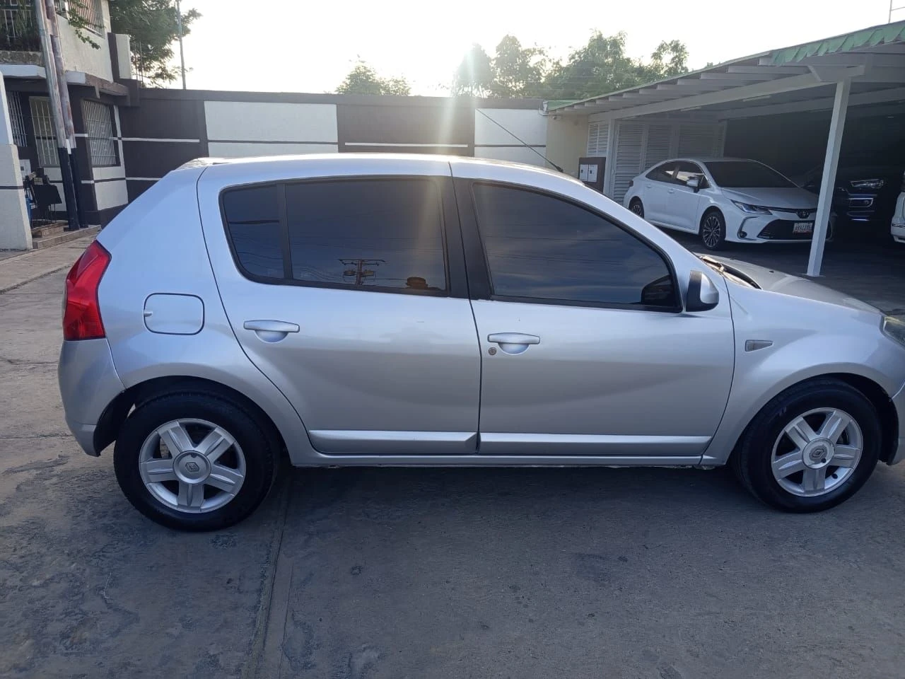 2009 Renault Sandero — foto 3