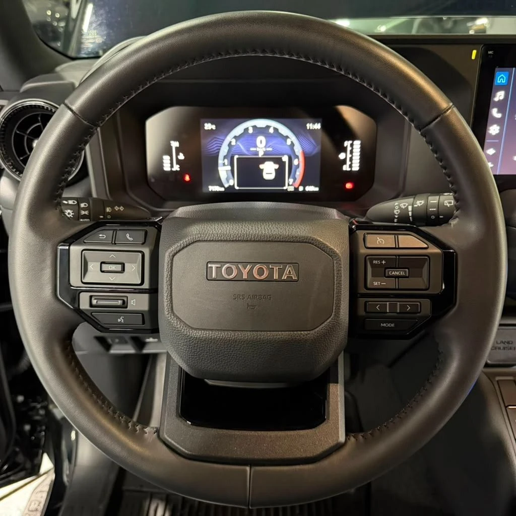 2025 Toyota Land Cruiser Prado 250 WX — foto 10