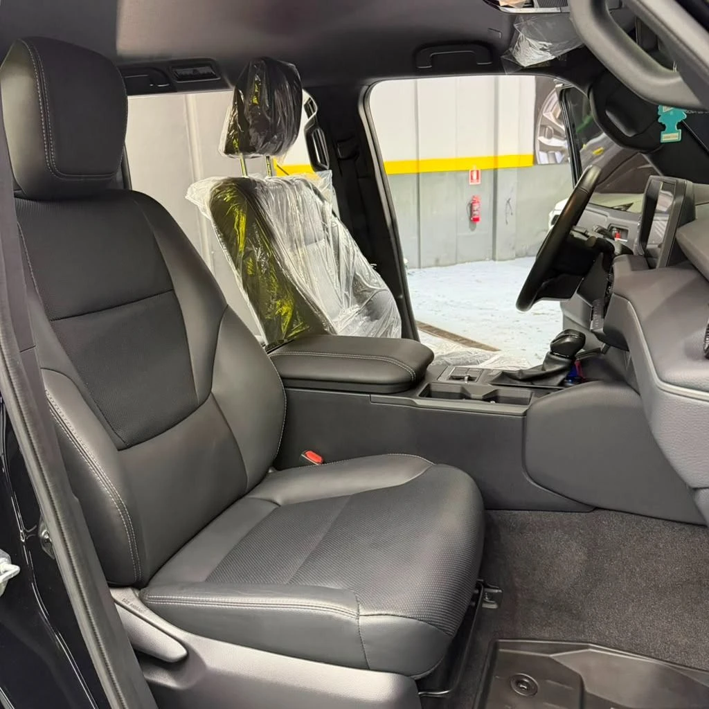 2025 Toyota Land Cruiser Prado 250 WX — foto 15