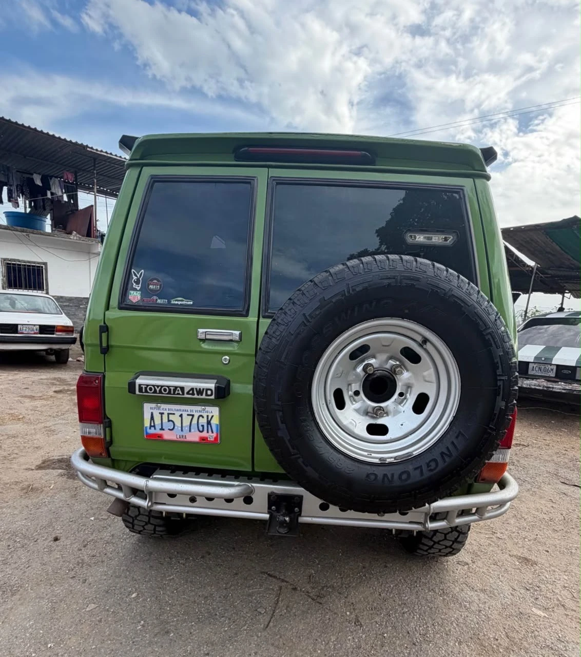 1998 Toyota Macho — foto 2