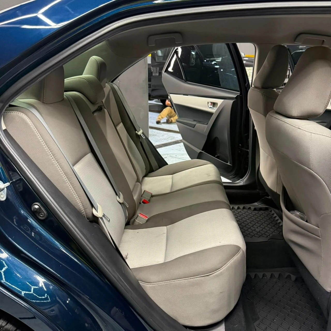 2017 Toyota Corolla LE — foto 11