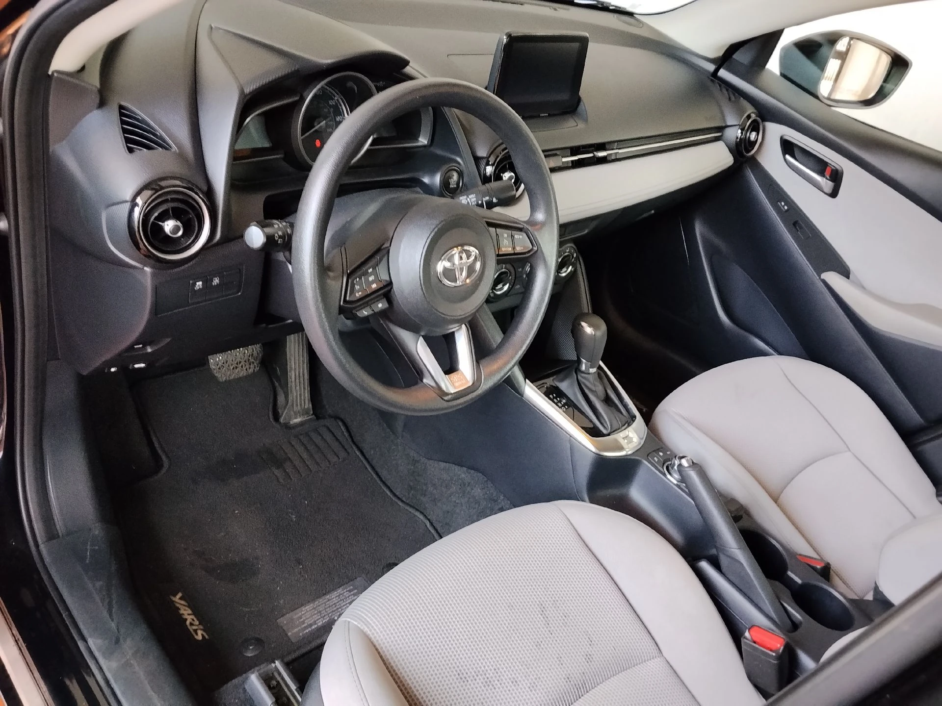 2019 Toyota Yaris iA Sport — foto 2