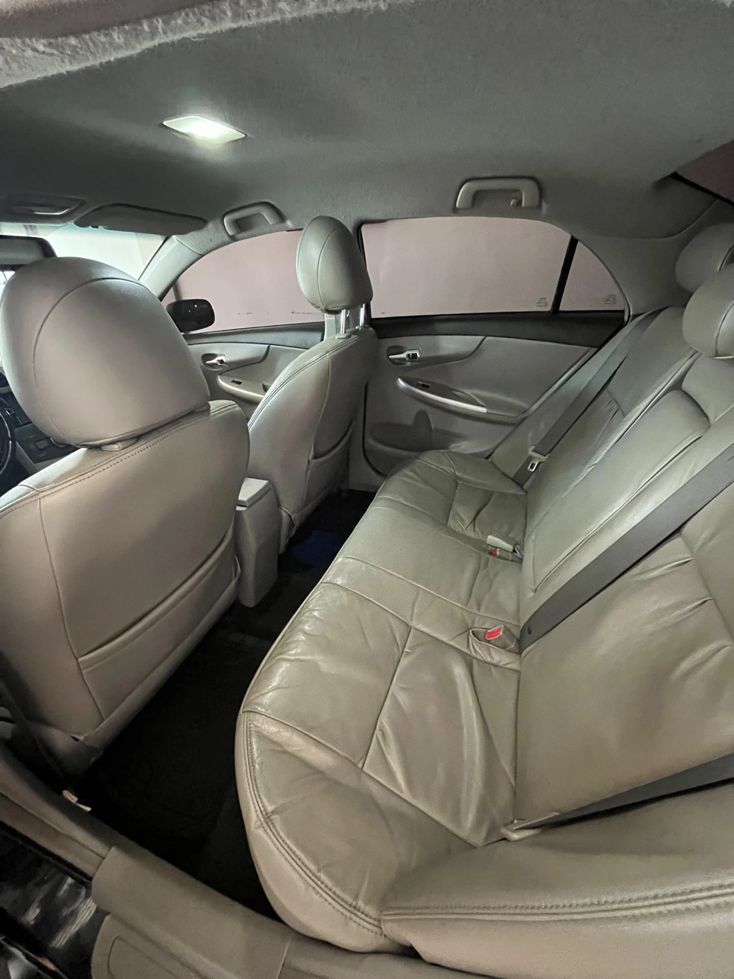 2013 Toyota Corolla GLI — foto 9