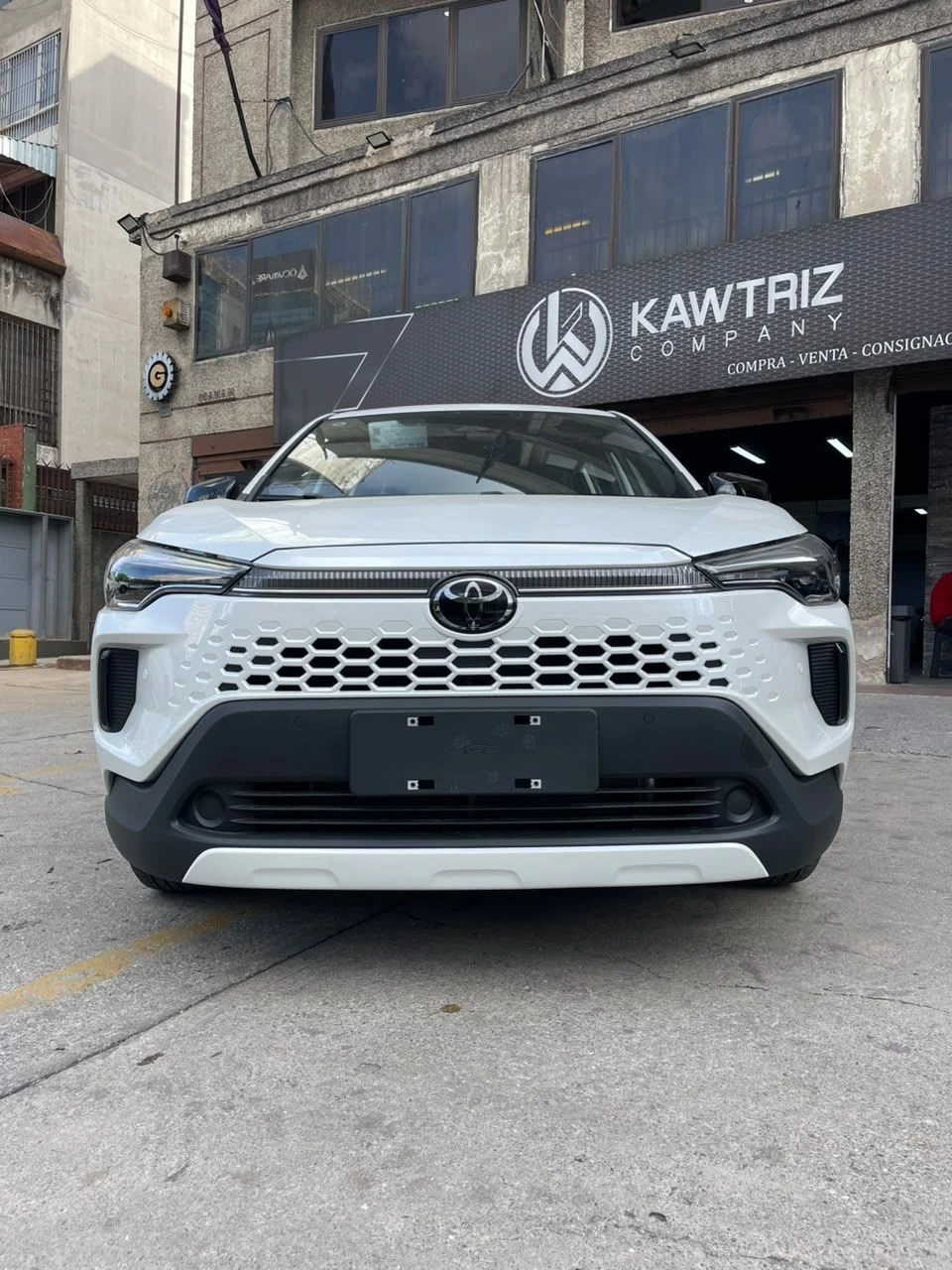 2026 Toyota Corolla Cross Luxury — foto 3