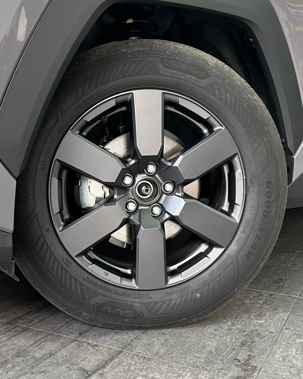 2026 Toyota RAV4 AWD Deluxe — foto 6