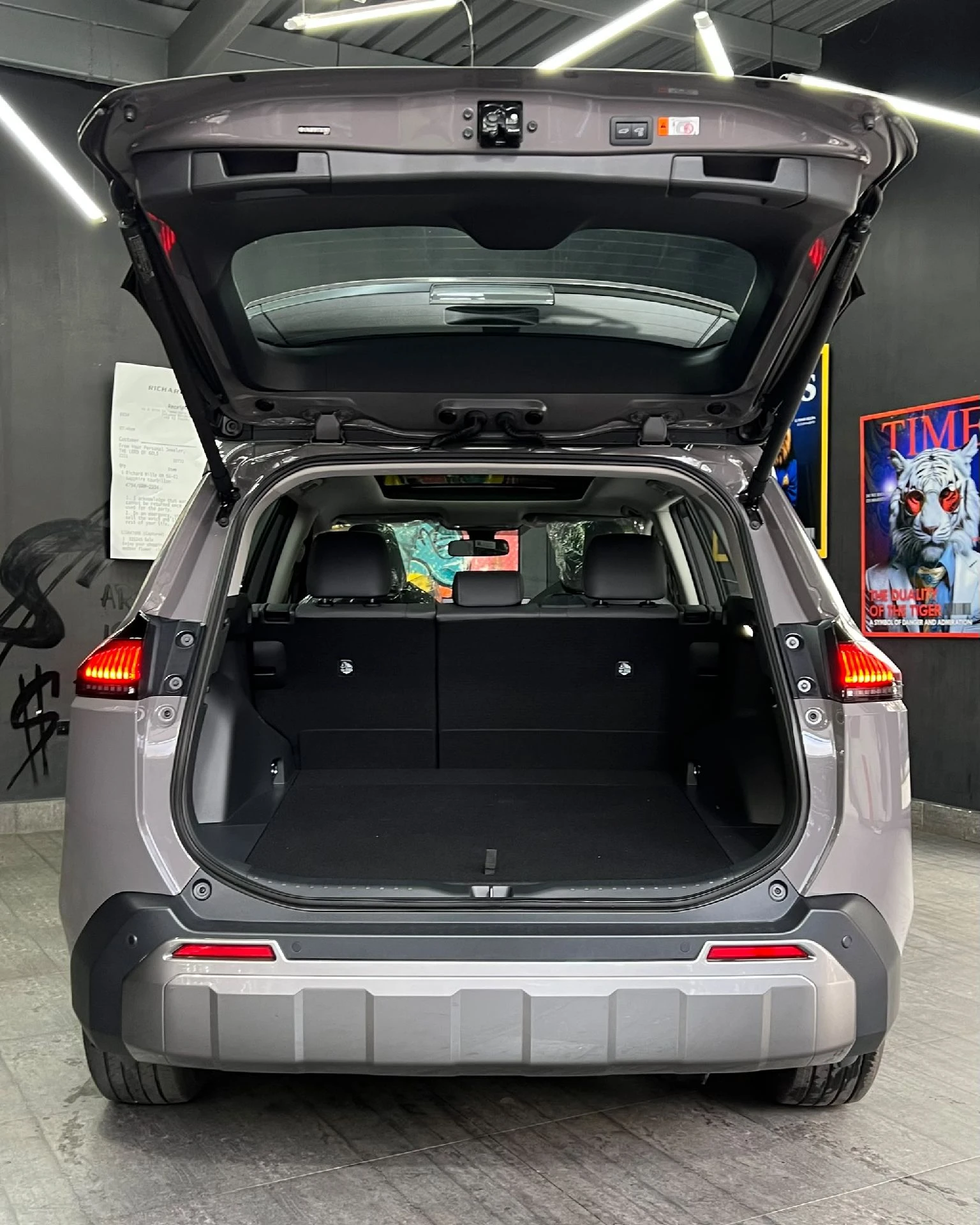 2026 Toyota RAV4 AWD Deluxe — foto 17