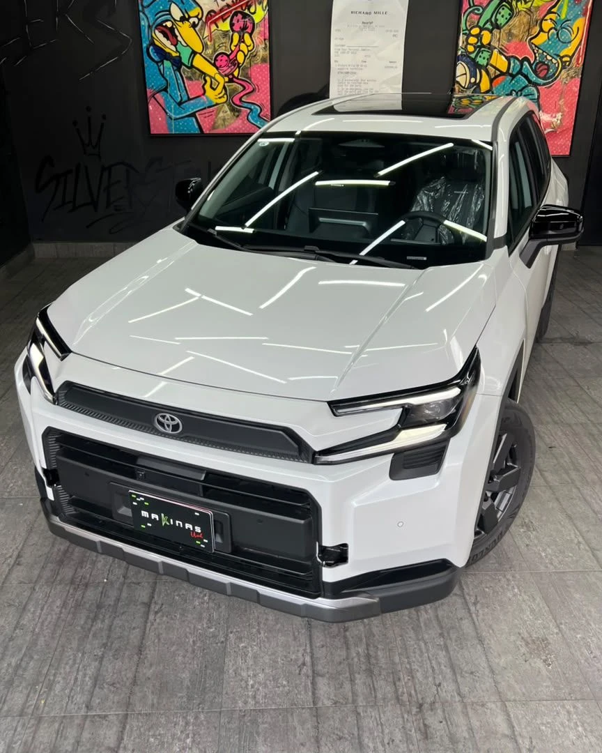 2026 Toyota RAV4 AWD Deluxe — foto 3