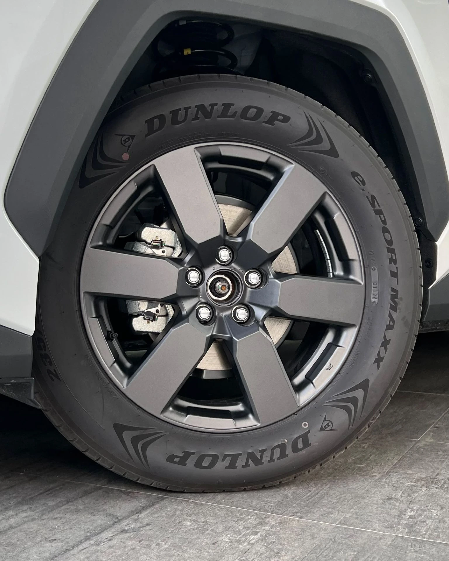 2026 Toyota RAV4 AWD Deluxe — foto 6
