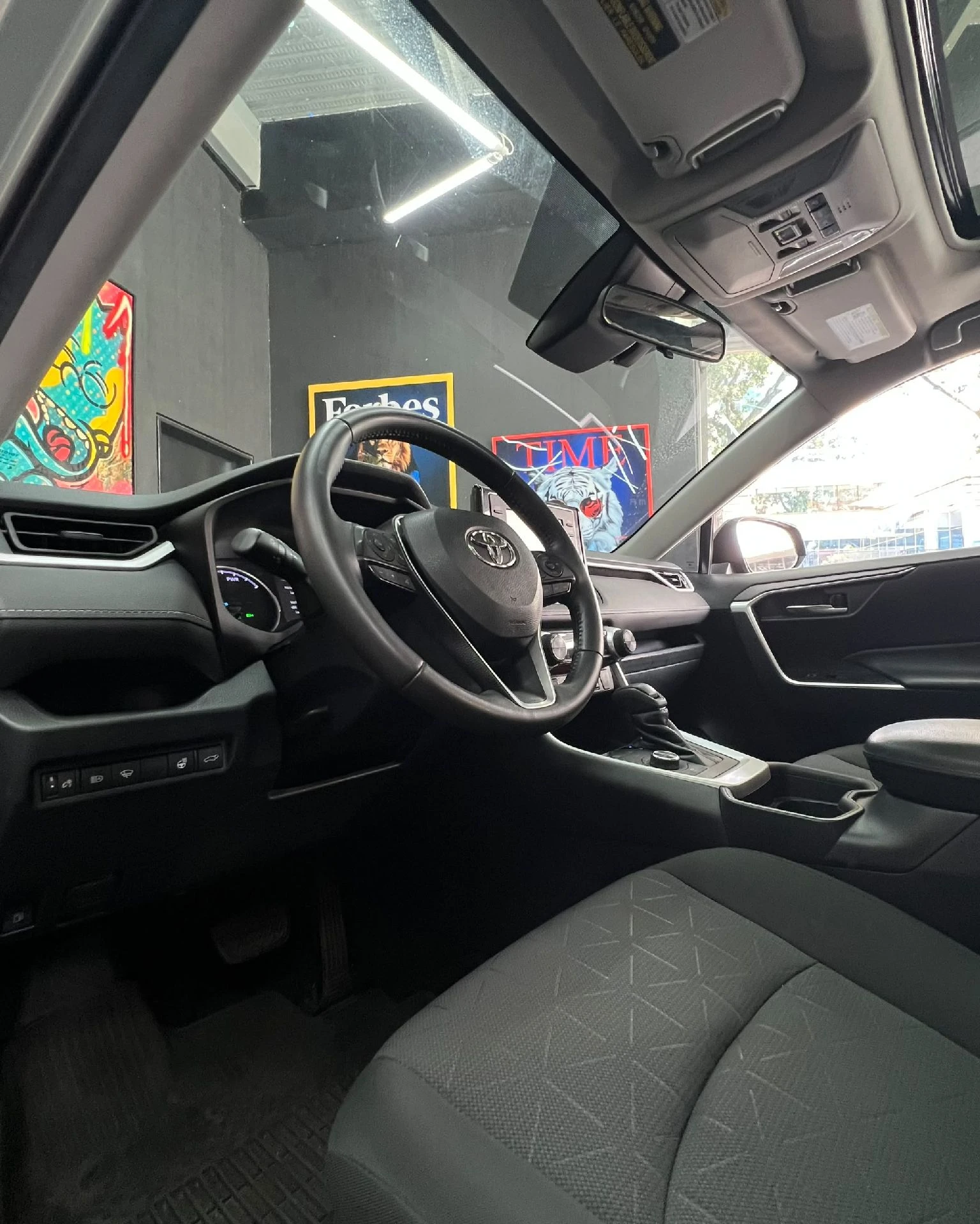 2020 Toyota RAV4 Hybrid AWD — foto 8