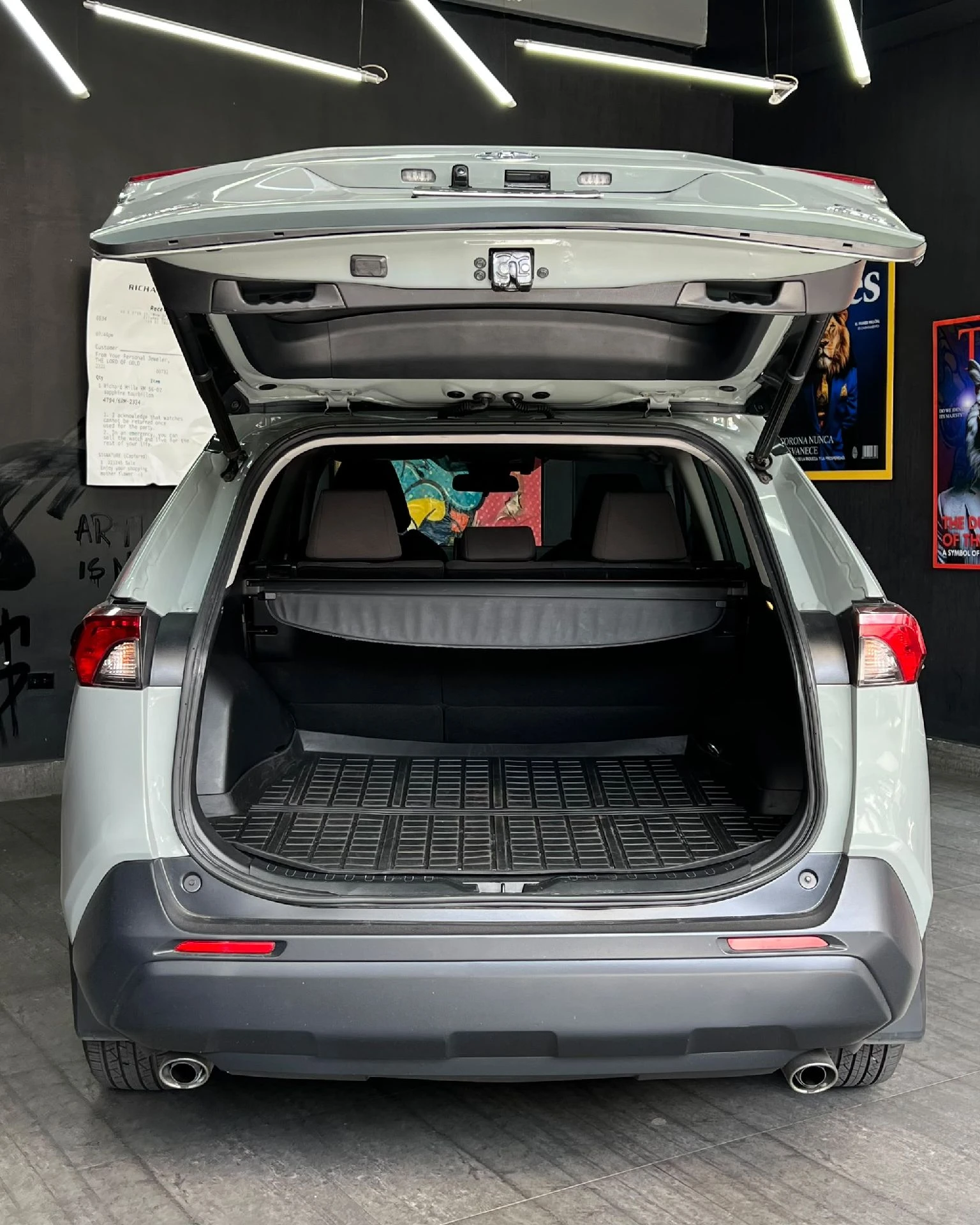 2020 Toyota RAV4 Hybrid AWD — foto 16