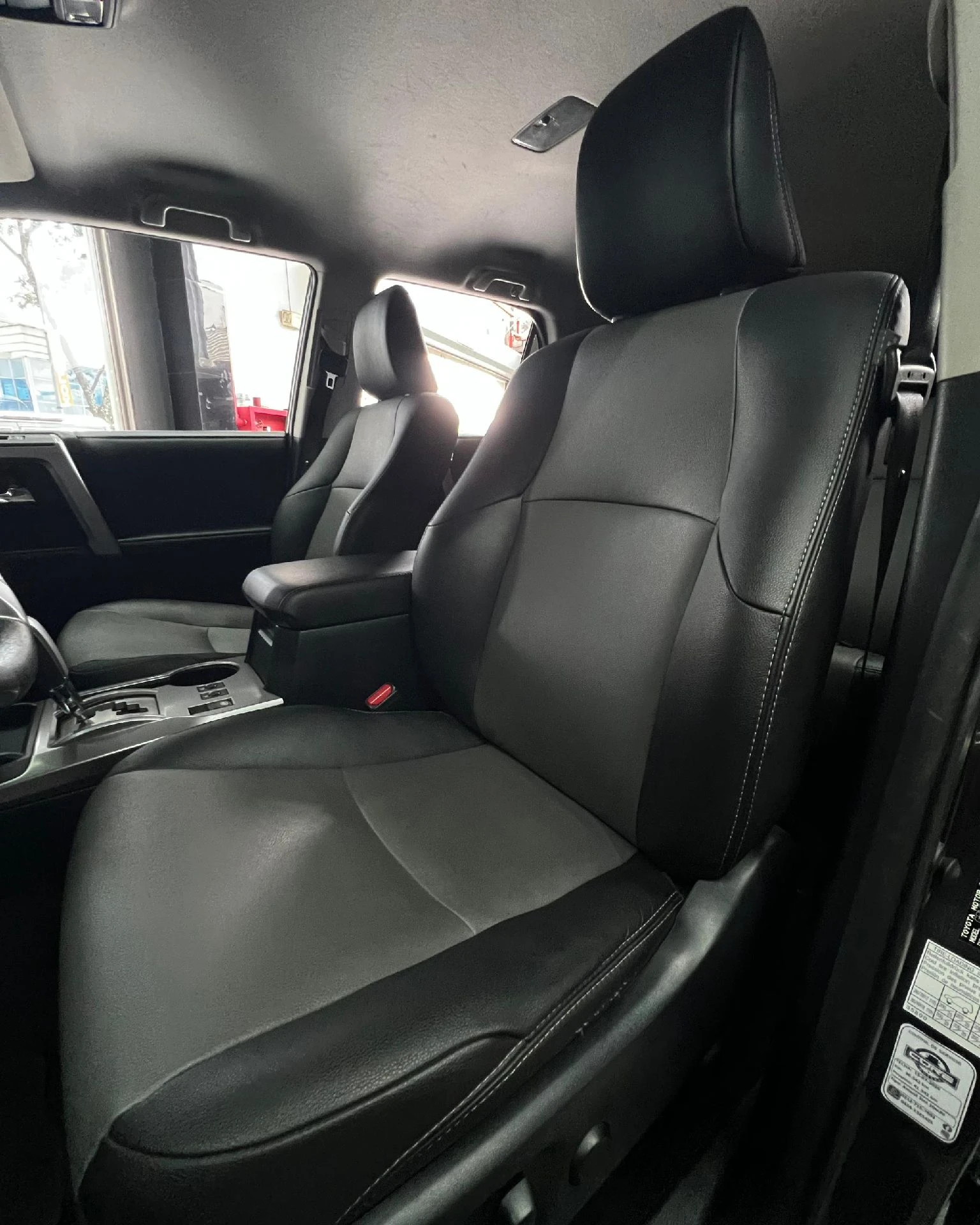 2022 Toyota 4Runner SR5 — foto 8