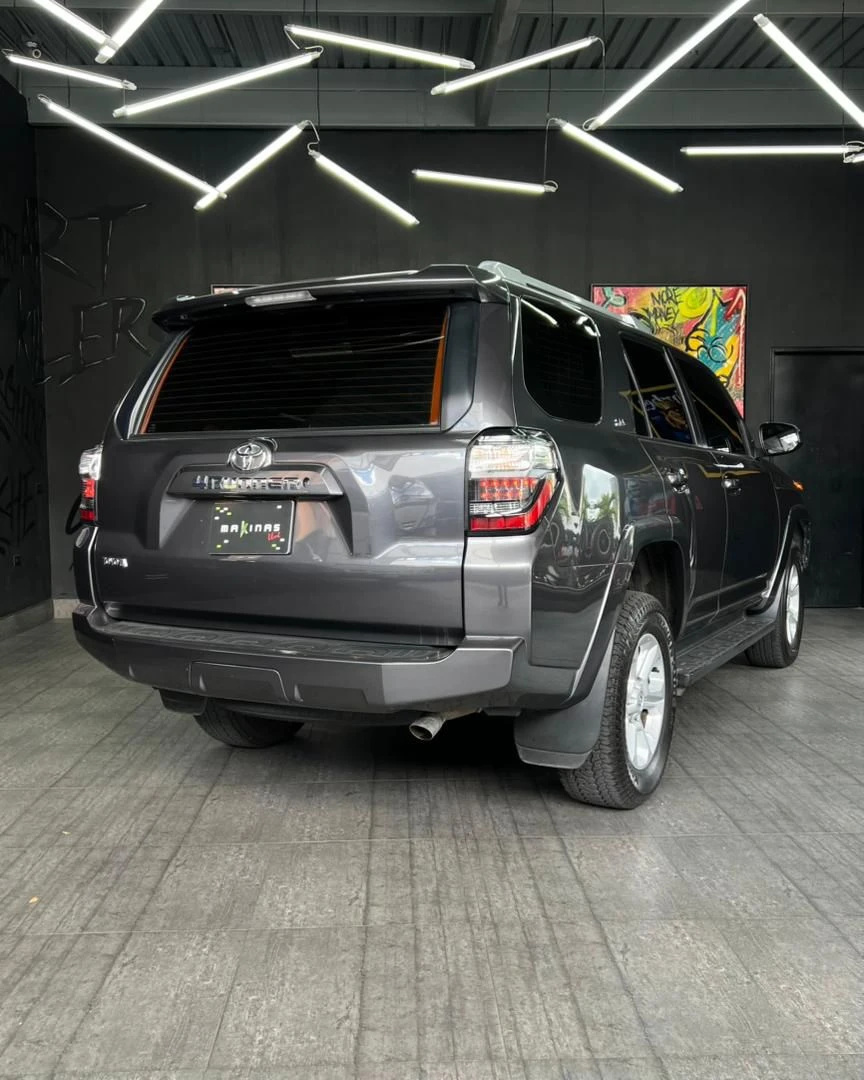 2022 Toyota 4Runner SR5 — foto 19