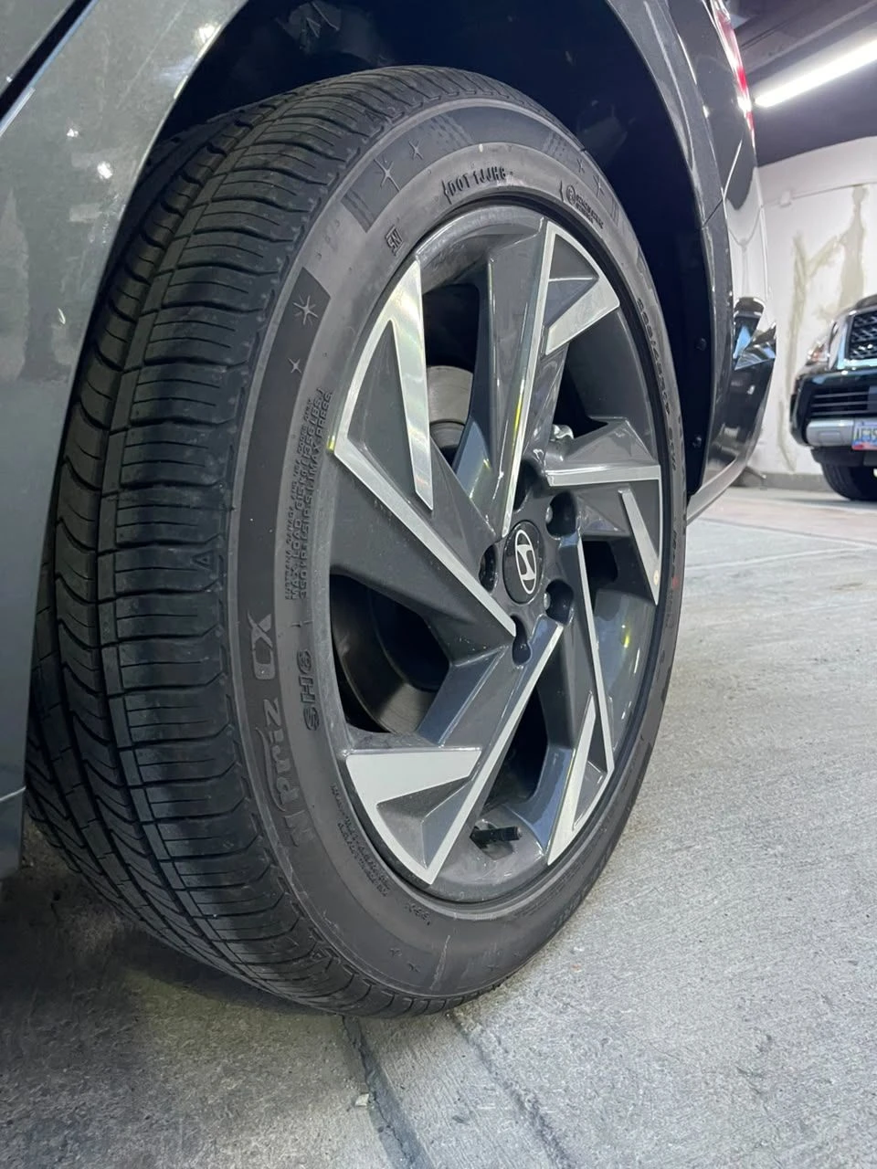 2026 Hyundai Elantra PREMIUM — foto 8