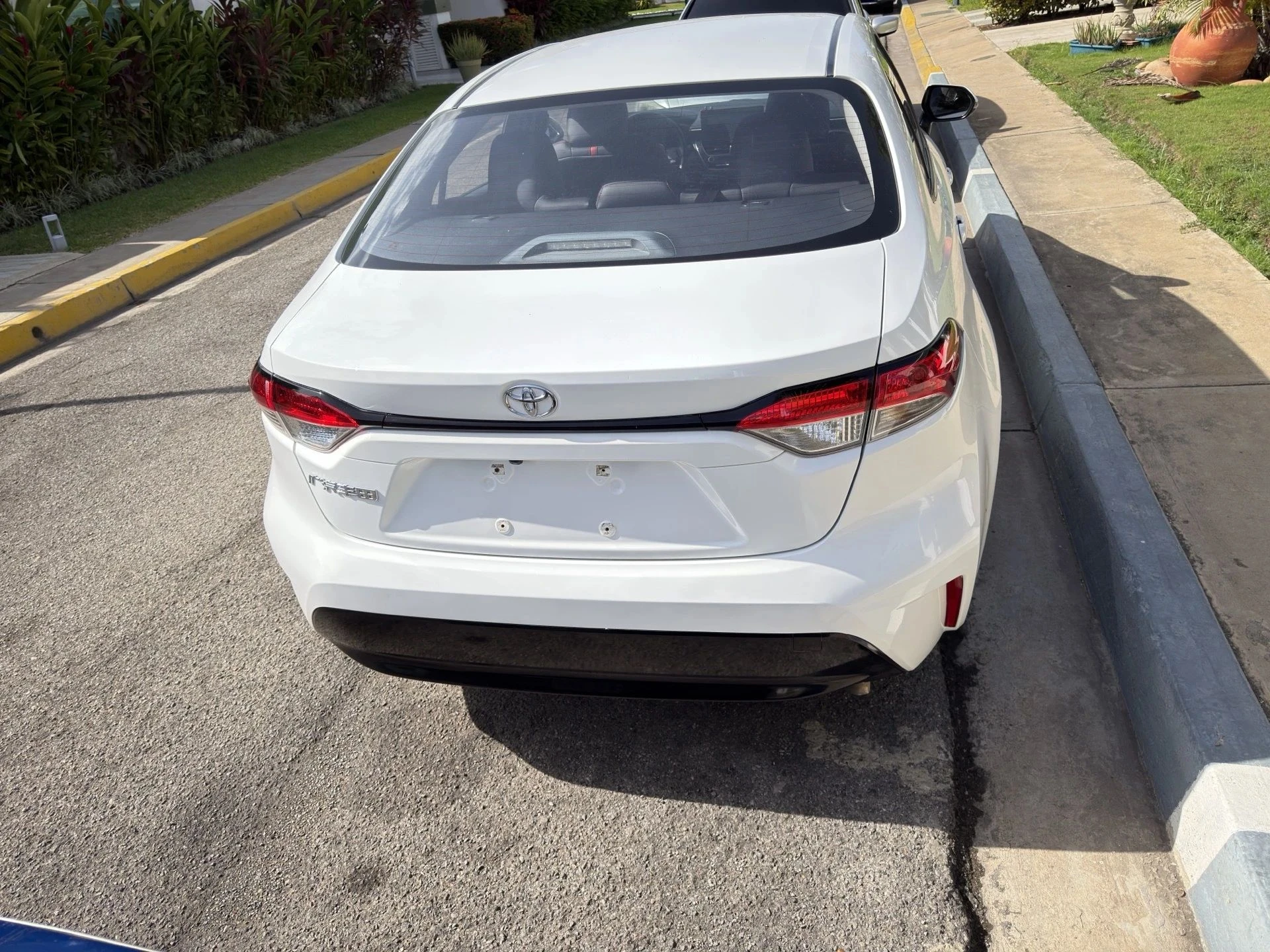 2023 Toyota Corolla Sedan — foto 14
