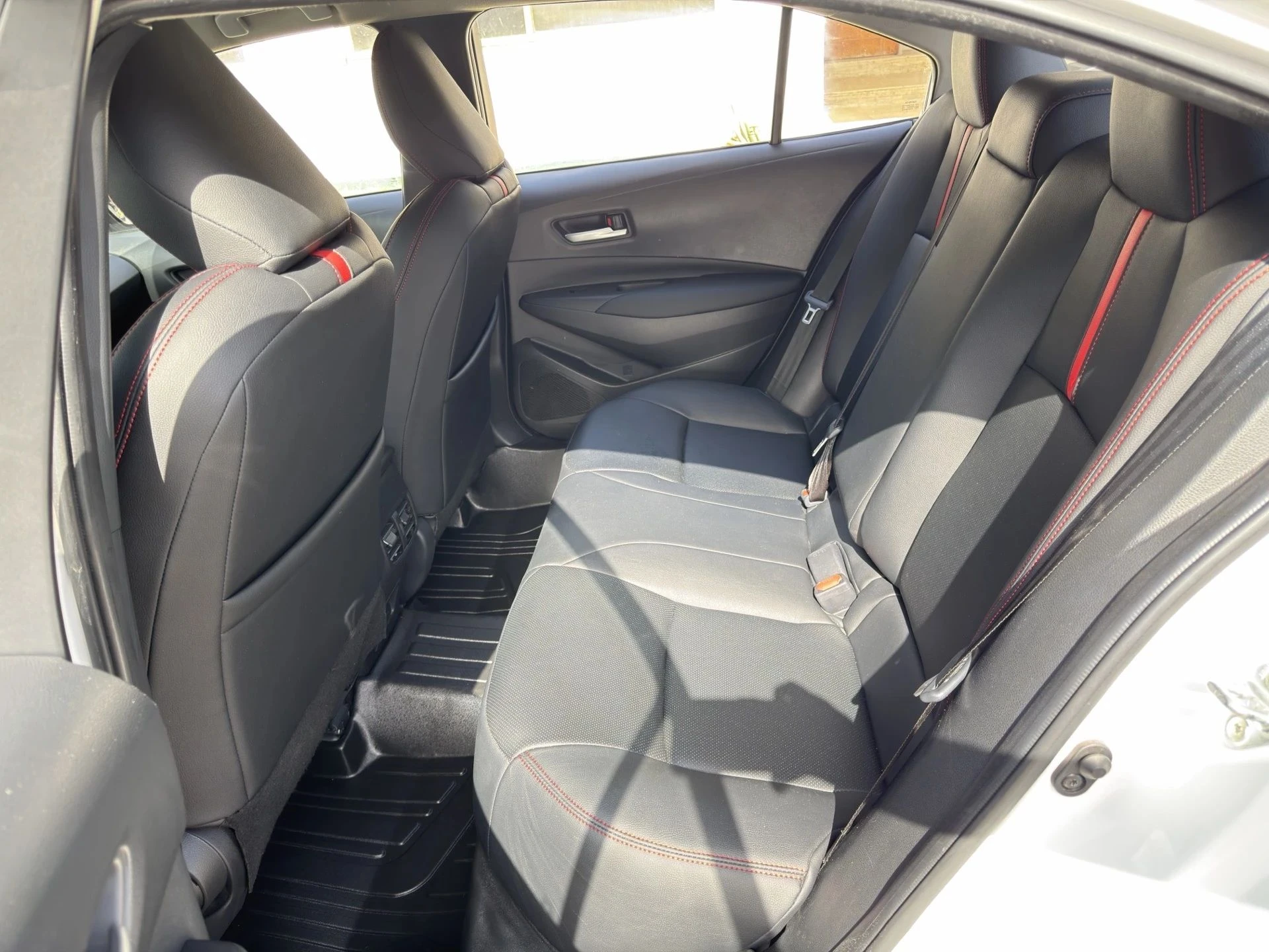 2023 Toyota Corolla Sedan — foto 15